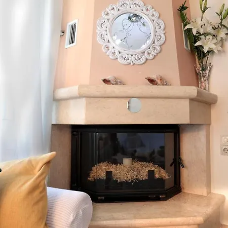 Chrysanthi's House شقة Áyios Kírikos